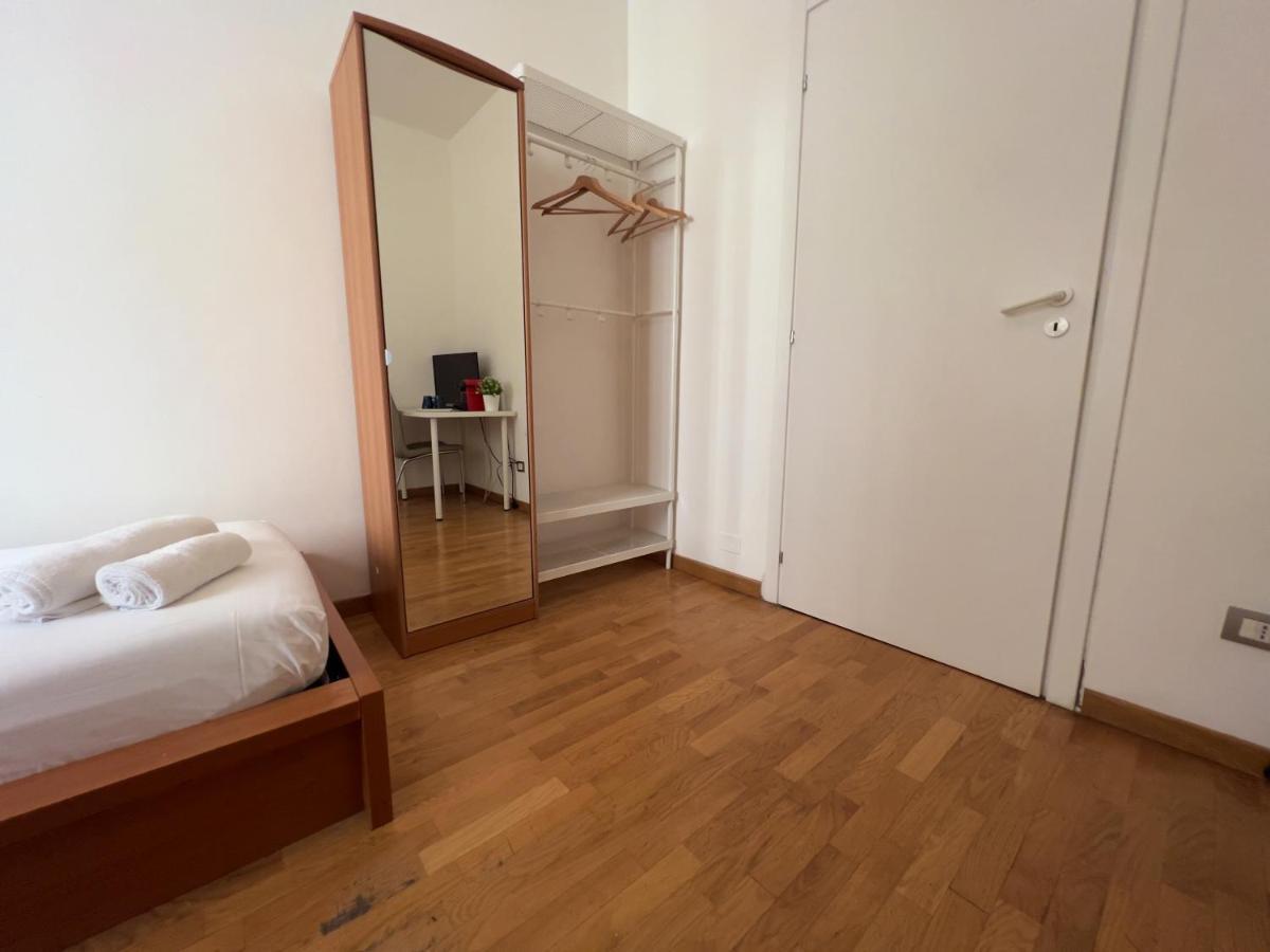 מילאנו Appartme Guest House Seveso 40 מראה חיצוני תמונה