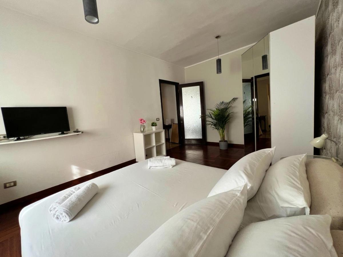 מילאנו Appartme Guest House Seveso 40 מראה חיצוני תמונה